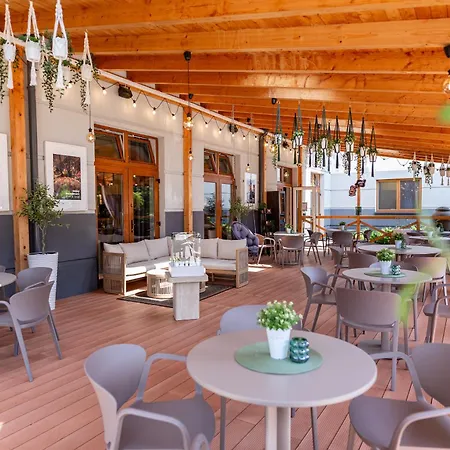 I Montana לינה וארוחת בוקר